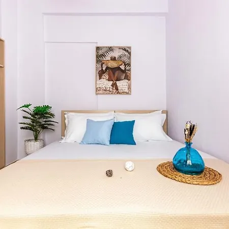 Apartment 35 - & Access Himarë